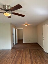 5914 Ridgeway Dr in Houston, TX - Building Photo - Building Photo