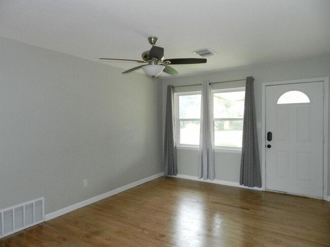 6411 NW Compass Dr in Lawton, OK - Building Photo - Building Photo