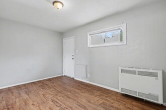 207 N Santa Fe Ave in Fountain, CO - Foto de edificio - Building Photo