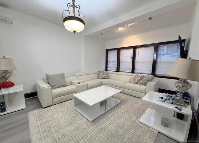 334 71st St in Guttenberg, NJ - Building Photo - Building Photo