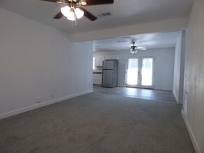 901 Rein Ave in Orange, TX - Building Photo - Building Photo