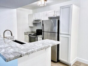 2938 N 61st Pl in Scottsdale, AZ - Building Photo - Building Photo