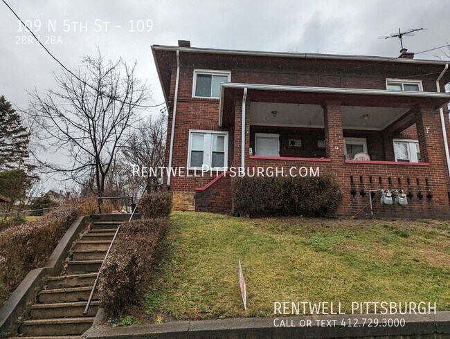109 N 5th St in Jeannette, PA - Building Photo - Building Photo