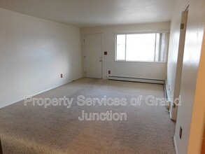 2855 Elm Cir in Grand Junction, CO - Building Photo - Building Photo