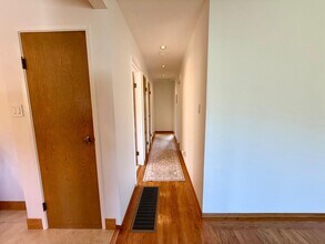 267 Orris Terrace in San Rafael, CA - Building Photo - Building Photo