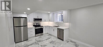 15163 Danby Rd in Halton Hills, ON - Building Photo - Building Photo