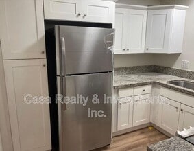 3371 E Andy St in Long Beach, CA - Building Photo - Building Photo