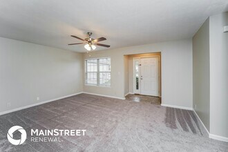 11116 Meadow Chase Ct in Louisville, KY - Building Photo - Building Photo