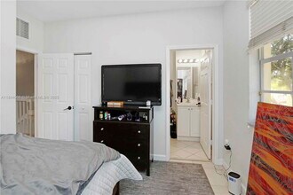 9353 SW 227th St in Cutler Bay, FL - Building Photo - Building Photo