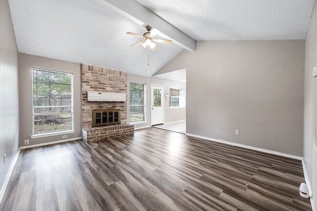 4918 Quailgate Dr in Spring, TX - Building Photo - Building Photo