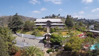 1999 N Sycamore Ave in Los Angeles, CA - Building Photo