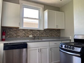 3056 Pinehurst Ave in Pittsburgh, PA - Building Photo