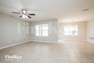 1013 NW 1st Ave in Cape Coral, FL - Building Photo - Building Photo
