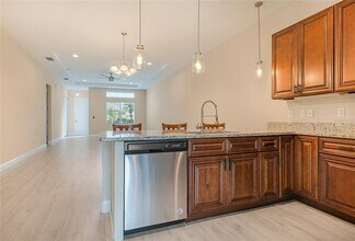 1 Linden Pl in Palm Coast, FL - Building Photo - Building Photo