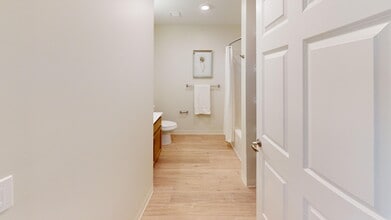 The Rapids in Rochester, NH - Building Photo - Building Photo