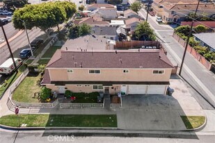 11754 Walcroft St in Lakewood, CA - Building Photo