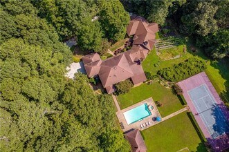 15905 Westbrook Rd in Alpharetta, GA - Building Photo - Building Photo