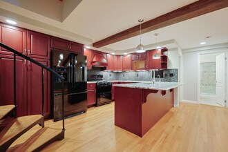 44 Crawford St in Leominster, MA - Building Photo - Building Photo