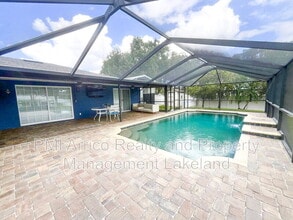 1653 Lagoon Pl in Lakeland, FL - Building Photo - Building Photo