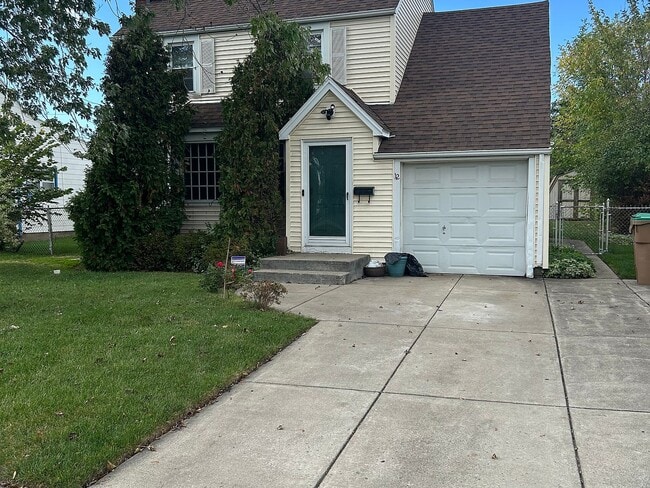 property at 12 Cleveland Dr