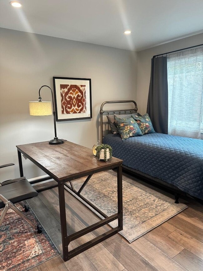 843 Southampton Dr in Palo Alto, CA - Building Photo - Building Photo