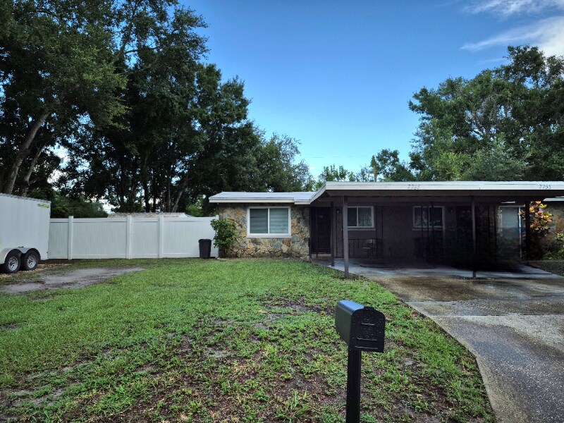 7755-7765 64th Way N in Pinellas Park, FL - Building Photo