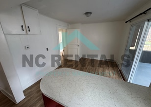 2038 Saxapahaw-Bethlehem Church Rd in Graham, NC - Building Photo - Building Photo