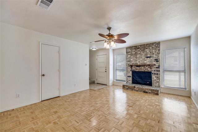 2429 Kingsford Ct in Arlington, TX - Building Photo - Building Photo