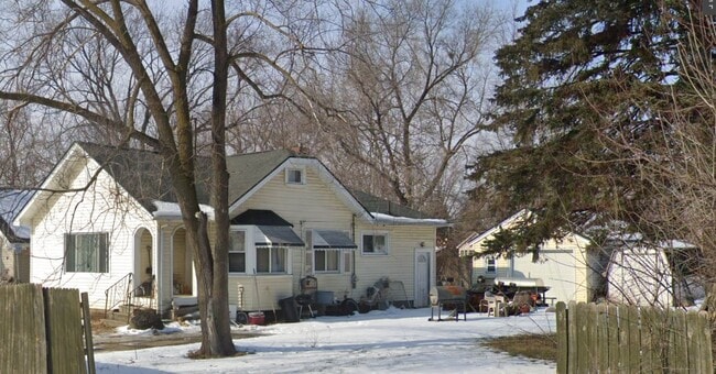 3213 Dale Ave in Flint, MI - Building Photo - Building Photo