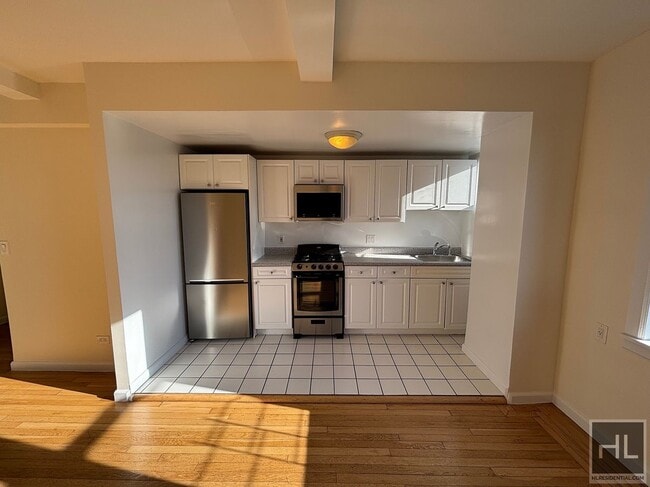 AMSTERDAM AVENUE in New York, NY - Building Photo - Building Photo