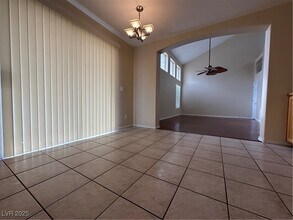 821 Dancing Vines Ave in Las Vegas, NV - Building Photo - Building Photo