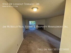9745 SW Lookout Terrace in Beaverton, OR - Building Photo - Building Photo