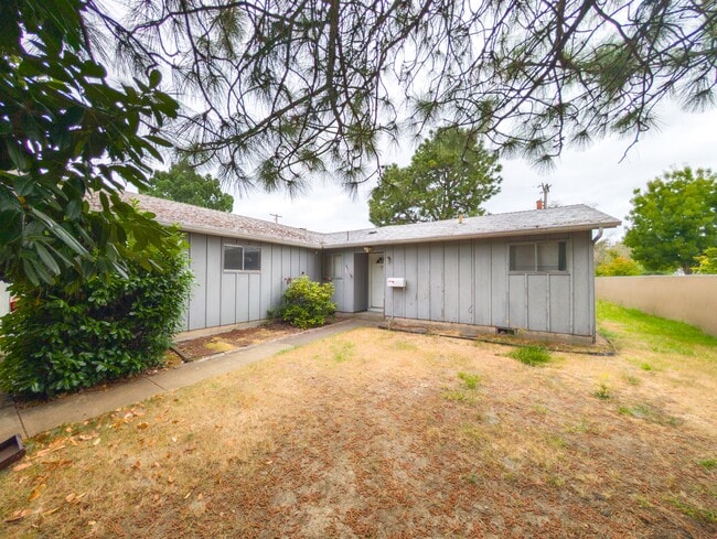 971 NW Cleveland Ave in Corvallis, OR - Building Photo - Building Photo