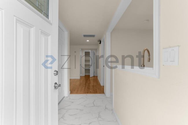 1413 12th St NE in Auburn, WA - Building Photo - Building Photo