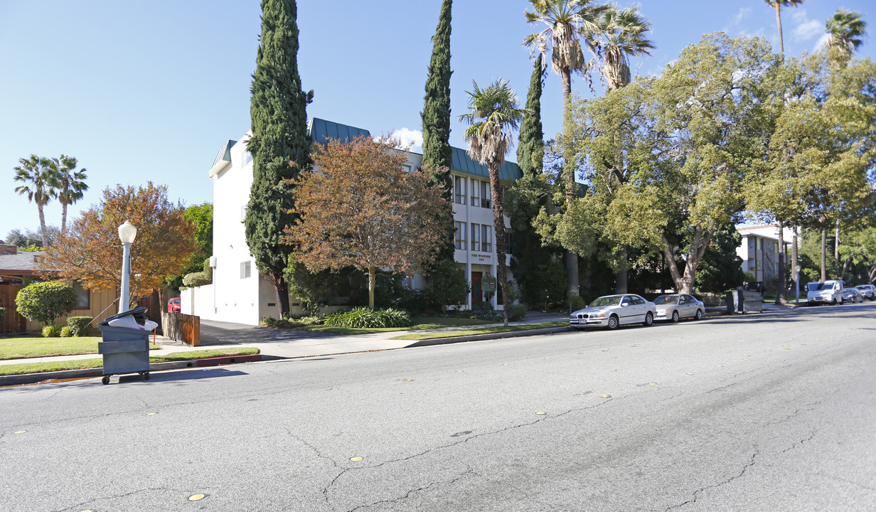 The Winston in Pasadena, CA - Foto de edificio