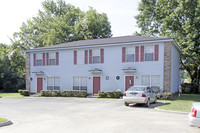 500 SE 8th St in Bentonville, AR - Foto de edificio - Building Photo