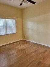 7081 W Sunrise Blvd in Plantation, FL - Building Photo - Building Photo