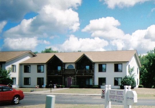 Kent Ridge Apartments in Kent City, MI - Building Photo