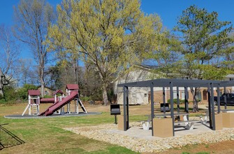 The Reserve at Anderson in Anderson, SC - Foto de edificio - Building Photo