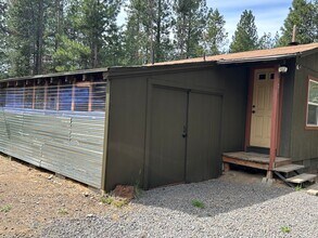 56381 Stellar Dr in Bend, OR - Building Photo - Building Photo