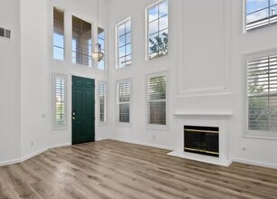 23536 Summerglen Pl in Santa Clarita, CA - Building Photo - Building Photo