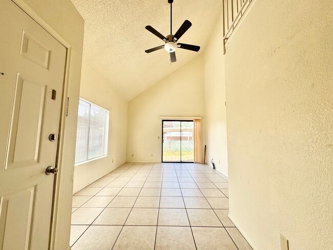 5302 Paseo Cielo in Sierra Vista, AZ - Foto de edificio - Building Photo