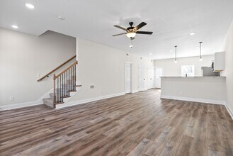 500 Peachers Mill Rd in Clarksville, TN - Building Photo - Building Photo