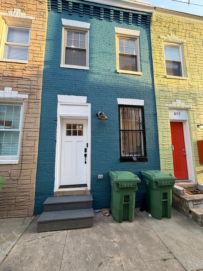 property at 853 Reinhardt St