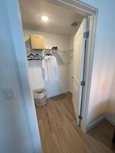 770 W 73rd Pl, Unit B2 in Hialeah, FL - Foto de edificio - Building Photo