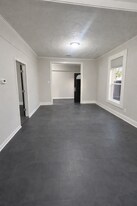 379 Boston St in Memphis, TN - Building Photo