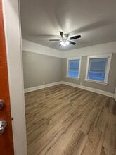 830 Park Blvd in San Diego, CA - Foto de edificio - Building Photo