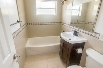2800 SW 9th St in Fort Lauderdale, FL - Building Photo - Building Photo