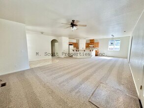 1040 Aspen Grove Cir in Minden, NV - Building Photo - Building Photo
