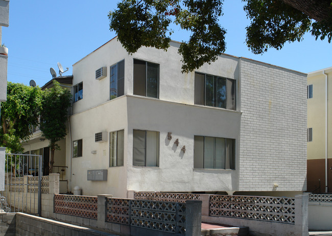 544 N Hayworth Ave in Los Angeles, CA - Foto de edificio - Building Photo